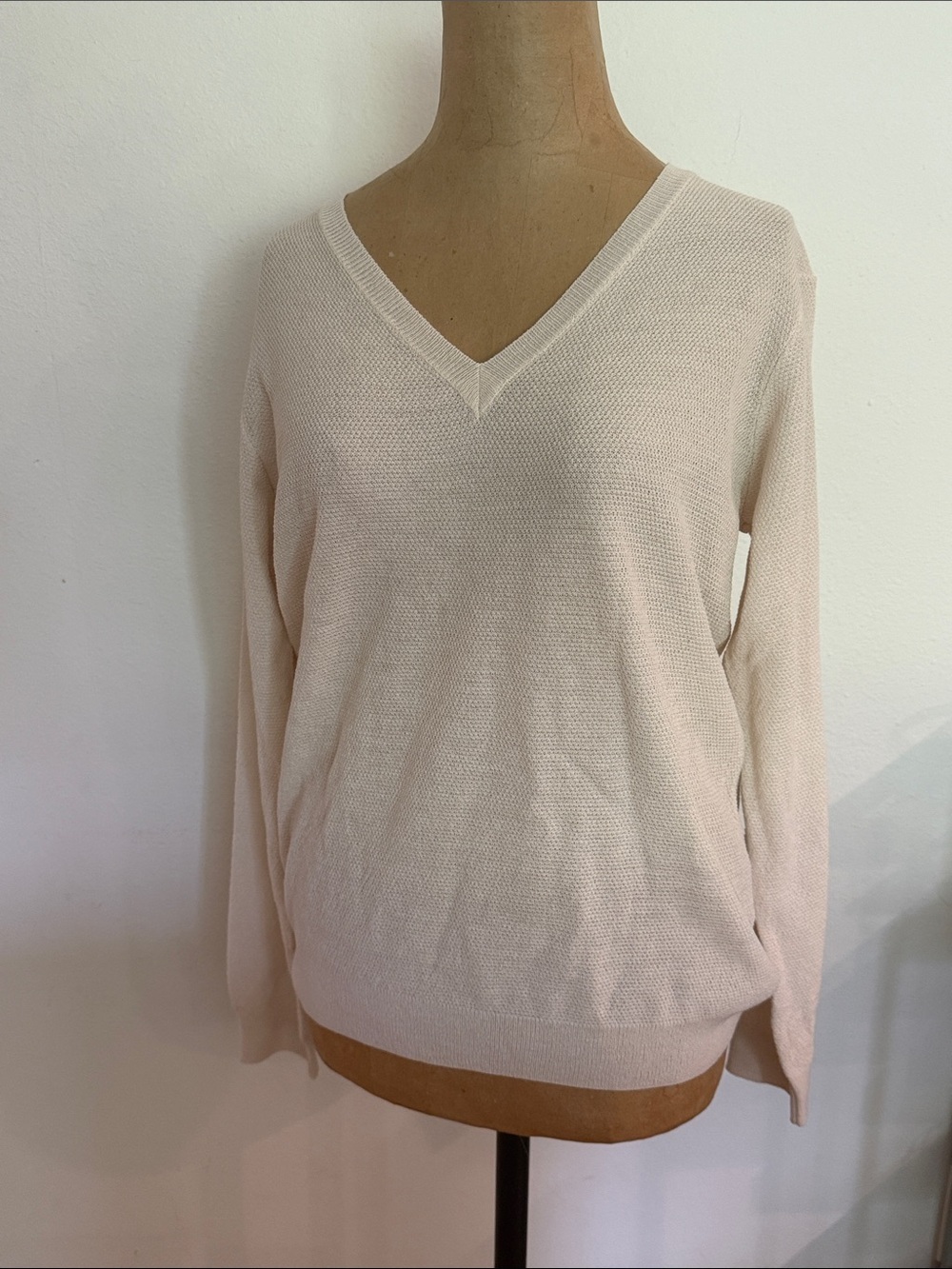 A.P.C. Rue Madame Paris M Soft V-Neck Long-Sleeve Sweater Ivory Extrafine Wool